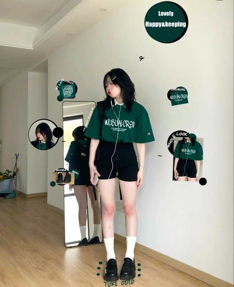 Acubi Shorts Outfits, Kaos Rib, Cute Pastel Outfits, Fashion Outfits Korean, Chubby Fashion, Cato Fashion, Outfit Korean, Casual College Outfits, Altering Clothes