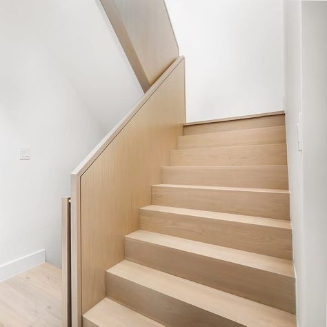 Deluxe Stair & Railing Ltd 🇨🇦’s Instagram post: “What you see here is one stair of 35 sets equipped with White Oak guard walls. With over 330 step/riser combinations in this Waterfall…” Wall Banister, Waterfall Stairs, Wall Railing, Oak Stairs, Stair Railing Design, Railing Design, Stairway To Heaven, Stair Railing, Railing