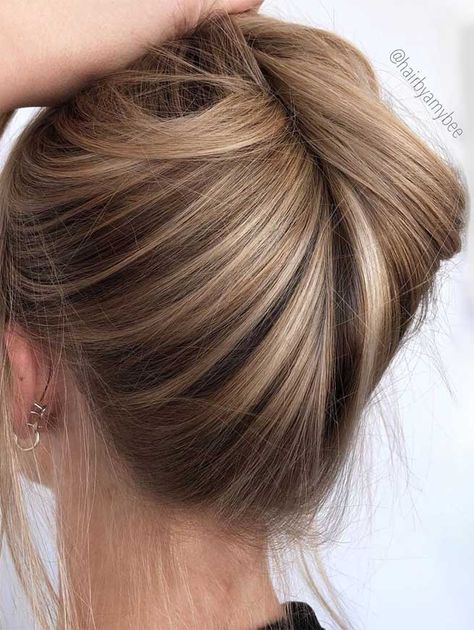 wedding-hair-colors 1 - I Take You | Wedding Readings | Wedding Ideas | Wedding Dresses | Wedding Theme Wedding Hair Color Ideas, Hair Color Chocolate Brown, Hair Quizzes, Brown Hair Color With Highlights, Hair Colors Brown, Wedding Hair Color, Cape Diy, Hair Color With Highlights, Extensions Hairstyles