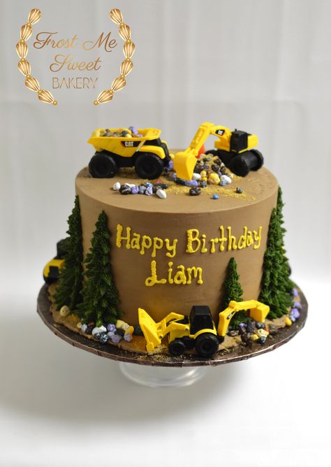 Cake Excavator Ideas, Excavator Birthday Party Cake, Escavator Cakes For Boys, Excavator Cakes For Boys, Birthday Construction Cake, Excavator Birthday Cake, Construction Theme Birthday Cake, Construction Site Cake, Excavator Birthday Party