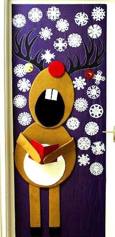 Reindeer door decoration                                                                                                                                                                                 More Juleverksted For Barn, Holiday Door Decorations, Christmas Door Decorating Contest, Christmas Classroom Door, Christmas Door Decoration, Door Decorating Contest, Christmas Bulletin, Office Christmas Decorations, Door Decorations Classroom