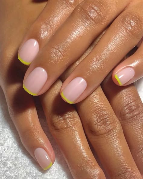 Short Classy Nails, Ongles Beiges, Manikur Kuku, Milky Nails, Broken Nails, Nagel Tips, Christmas Gel Nails, Simple Gel Nails, Summery Nails