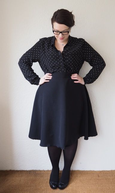 So cute! Professional Goth Plus Size, Plus Size Office Goth, Plus Size Fall Office Outfits, Office Goth Work Outfits Plus Size, Plus Size Corporate Goth, Business Casual Goth, Flattering Plus Size Dresses, Plus Size Outfits Casual, Librarian Style