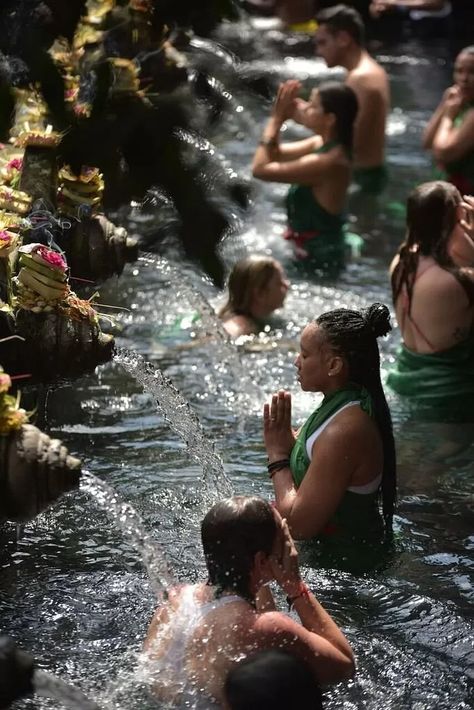 2024 Women's Wellness Retreat in Ubud - Yoga Retreat Ubud Healing Retreat Spiritual, Bali Healing Retreat, Bali Spiritual Retreat, Yoga Retreat Aesthetic, Wellness Retreat Ideas, Best Stomach Exercises, 20s Life, Women Retreat, Buddhist Retreat