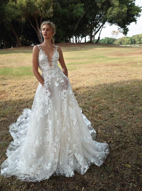 Collection no. VII - Galia Lahav Galia Lahav Wedding Dress, Pocket Princesses, Floor Length Wedding Dress, White Bridal Dresses, Wedding Dress With Pockets, Applique Wedding, Applique Wedding Dress, A Wedding Dress, White Bridal