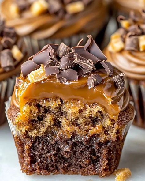 Luxurious Caramel Chocolate Cupcakes: Experience the ultimate treat with these rich, moist cupcakes topped with gooey caramel sauce and chocolate shavings. Perfect for any occasion, these cupcakes are sure to impress. Save this recipe and enjoy baking! Homemade Cupcake Recipes, Turtle Cupcakes, Patriotic Cake, Caramel Delights, Caramel Bits, Boxed Cake, Caramel Chocolate, Chocolate Cake Mixes, Chocolate Caramels