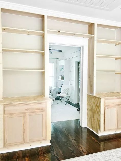 Looking for ways to repurpose underused space? From Murphy bed DIY to turning bookcases into built-ins, here are 9 creative projects to help your spaces live large.     I thought our first home was space challenged.And then?I watched CBS Sunday Morning this weekend and saw a 75-square-foot apartment.Yep.Let that sink in.75 SQUARE FEET.I’ve seen closets on Tik Tok that are bigger than that.And as I watched the tour and saw how the tiny apartment dweller had maximized every single square f… Bookshelf Ideas, Living Room Built Ins, Built In Bookcase, Tiny Apartment, Built In Cabinets, Plate Display, Built In Shelves, Diy Bed, Front Room