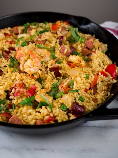 Poached Cod Recipes, Fish Paella, Best Paella Recipe, Paella Seafood, Husband Food, Paella Recipes, Seafood Paella Recipe, Unhealthy Recipes, Spanish Dish