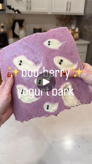 Halloween Yogurt Bark, Boo Berry, Berry Yogurt, Yogurt Bark, Healthy Halloween, Spooky Cute, Always Hungry, Autumn Crafts, Vanilla Yogurt