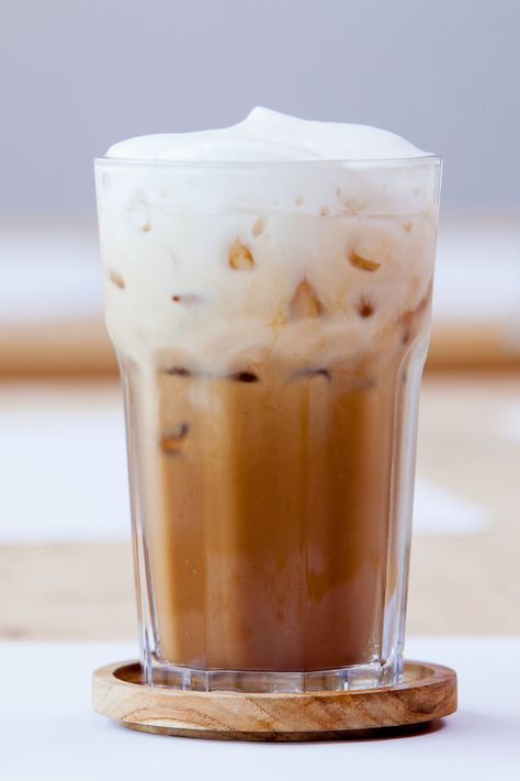 Iced Flat White - BIT OF CREAM Flat White Recipe, Flat White Coffee, Snack Display, Iced Cappuccino, Best Iced Coffee, Ice Chips, White Drinks, Coffee Ice Cubes, Coffee Shop Branding