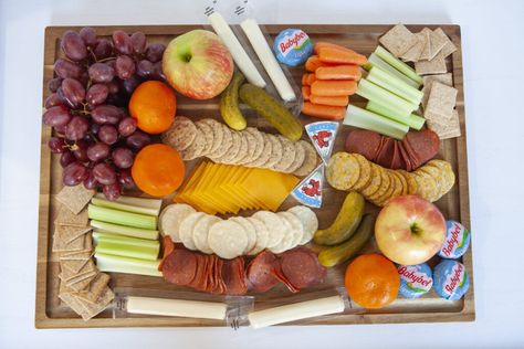 Ww Cheese, Weight Watchers Appetizers, Low Points Weight Watchers, Cheese And Crackers, Turkey Pepperoni, Cheese Wedge, Weight Watchers Snacks, Charcuterie Inspiration, Charcuterie Platter