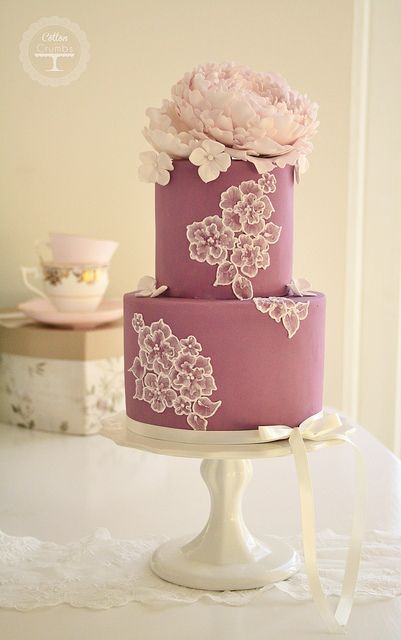 Brush embroidery and peony cake - made by Cotton & Crumb Brush Embroidery Cake, Embroidery Cake, Cotton And Crumbs, Wedding Cake Peonies, Lavender Wedding Cake, Peony Cake, Brush Embroidery, Fondant Wedding Cakes, Tiered Cake