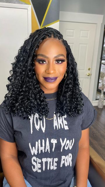 Cute Individual Braids Hairstyles, African Hair Styles For Women Braids, Bob Goddess Box Braids, Boho Goddess Box Braids Crochet, Boho Braid Bob Braids, Bob Boho Box Braids, Bob Braids Hairstyles With Curls, Goddess Braids Crochet Hair, Bohemian Bob Box Braids