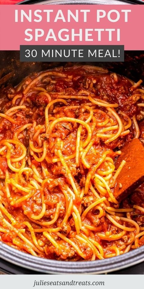 Easy Instant Pot Spaghetti, Pressure Cooker Spaghetti, Instant Pot Spaghetti Recipe, Instant Pot Spaghetti, Homemade Meat Sauce, One Pot Spaghetti, Instant Pot Pasta Recipe, Meat Sauce Recipes, Homemade Spaghetti