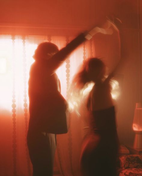 Dance Wallpaper, Long Exposure Photography, Dancing In The Dark, After Life, Photo Couple, Cinematic Photography, Long Exposure, Playlist Covers, Couple Shoot