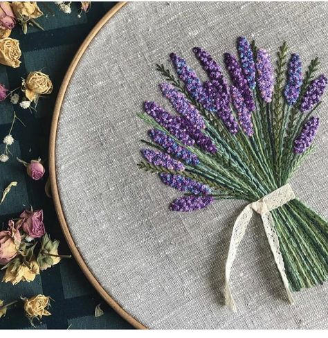 Herb Embroidery, Bouquet Embroidery, Basic Hand Embroidery Stitches, Yarn Embroidery, Pola Bordir, Lavender Bouquet, Diy Embroidery Designs, Hand Embroidery Patterns Flowers, Diy Embroidery Patterns