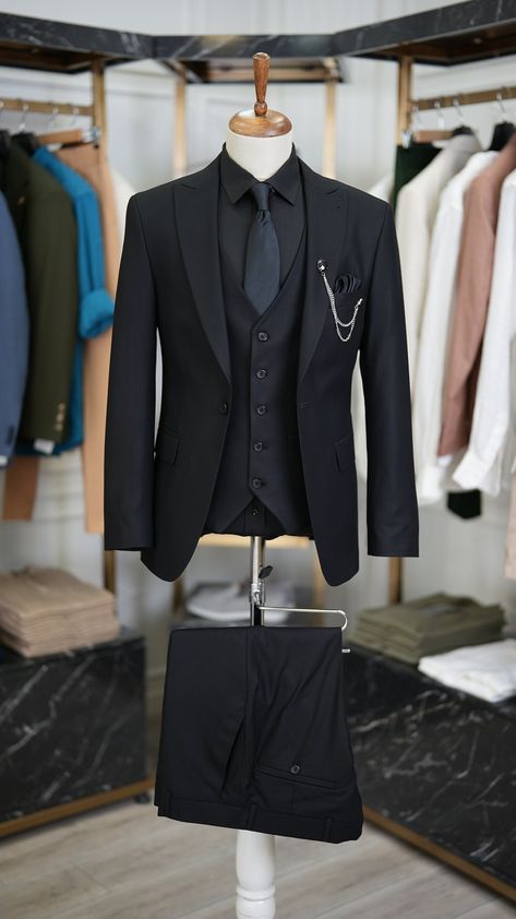 Formal Black Three-piece Suit, Elegant Black Three-piece Suit For Black Tie, Black Slim Fit Three-piece Suit For Party, Matric Dance Suits, Bespoke Black Three-piece Suit For Formal Occasions, Luxury Black Three-piece Party Suit, Gucci Outfit, Mens 3 Piece Suits, Stylish Mens Suits