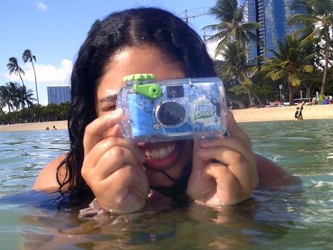 Beach Camera Aesthetic, Underwater Camera Aesthetic, Summer Digital Camera Aesthetic, Underwater Disposable Camera Pictures, Summer Camera Aesthetic, 90s Summer Aesthetic, Disposable Camera Summer, Summer Digital Camera, Aesthetic Disposable Camera