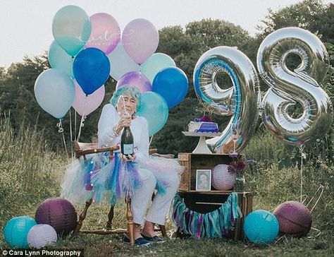 Grandma has amazing 98th birthday photoshoot 98th Birthday, Grandma Photos, Birthday Photoshoot Ideas, 95 Birthday, Pop Champagne, 85th Birthday, 90's Birthday Party, Smash Cake Photoshoot, 80th Birthday Party