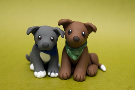 Two Pitties dog sculpture by SculptedPups on DeviantArt Cat Noir Ring, Brown Pitbull, Polymer Clay Cat, Polymer Clay Sculptures, Polymer Clay Animals, Dog Sculpture, Cute Polymer Clay, Clay Figurine, Polymer Clay Miniatures