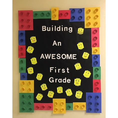 LEGO themed first grade back to school bulletin board Lego Themed Classroom Ideas, Building Blocks Bulletin Board Ideas, Lego School Theme Bulletin Boards, Lego Themed Bulletin Boards, Lego Bulletin Board Classroom, First Grade Bulletin Board Ideas Back To School, Building Bulletin Board Ideas, Building Classroom Theme, Lego Back To School