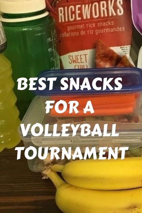 Feb 23, 2019 - Playing in a volleyball tournament all day means that you’ll be burning lots of calories, so you’ll want to refuel properly. Here are some good snack options to pack in your lunch bag for tournament day. Tournament Food Ideas, Team Snack Bags, Healthy Sport Snacks, Volleyball Snacks, Tournament Food, Team Meal, Sports Snacks, Volleyball Party, Volleyball Team Gifts