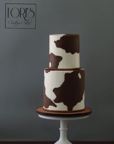 Leather Cake Design, Cow Grooms Cake, Western Themed Cake, Rodeo Theme Cake, Cowhide Cake, Western Cake Ideas, Vaquero Cake, Country Birthday Cakes, Cowboy Birthday Cake