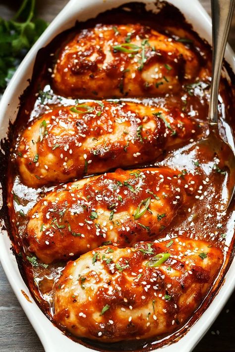 Baked Chicken Breasts with Sticky Honey Sriracha Sauce — Bursting with flavor and perfectly juicy. Say goodbye to bland, and dry oven baked chicken! - #recipe by #eatwell101 Spicy Chicken Breast Recipes, Healthy Baked Chicken Breast, Chicken Boneless Breast Recipes, Baked Chicken Breasts, Honey Sriracha Chicken, Sriracha Chicken, Oven Baked Chicken Breasts, Healthy Baked Chicken, Chicken Breast Recipes Baked