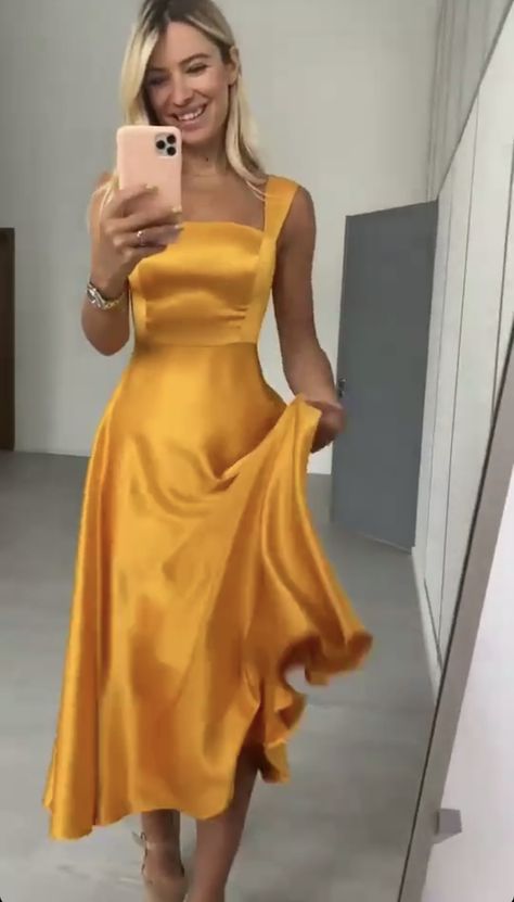 Dark Yellow Dress, Yellow Orange Dress, Evermore Dress, Orange Dress Outfits, Yellow Satin Dress, Yellow Bridesmaid Dresses, Prom Dresses Yellow, Puff Dress, Grad Dresses