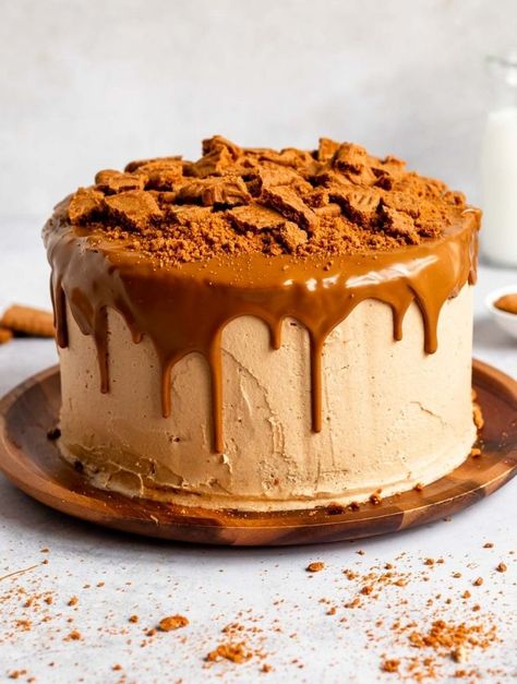 Lotus Biscoff Cake - Rich And Delish Lotus Biscoff Cake, Small Chocolate Cake, Lotus Cake, Biscoff Cake, Homemade Chocolate Truffles, Orange Chocolate Cake, Thumbprint Cookies Recipe, Sour Cream Pound Cake, Biscoff Cookies