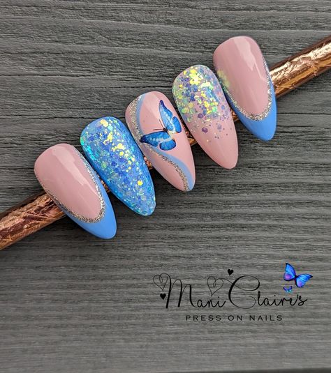 Blue butterfly nail design Blue Butterfly Nail Designs, Spring Butterfly Nails, Nail Art Designs Butterfly, Blue Nails With Butterflies, Blue Butterfly Nails, Spring Nails Floral, Spring Time Nails, Butterfly Nail Design, Nail Art Butterfly