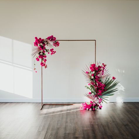 Bougainvillea Wedding Ceremony, Bouganvilla Arch Wedding, Bougainvillea Arrangement Vase, Bougainvillea Party Decor, Bougainvillea Olive Wedding, Buganvilla Wedding Decor, Minimal Tropical Wedding Decor, Bougainvillea Wedding Arch, Bougainvillea Wedding Decoration