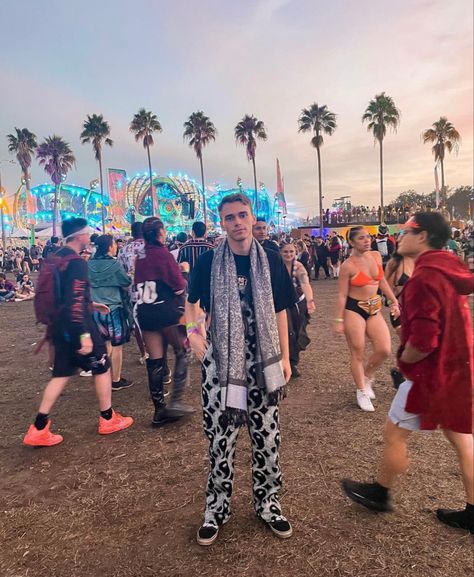 mens style | edc | mens festival outfits Men’s Edc Outfits, Mens Festival Outfits, Lost Lands Festival, Edc Orlando, Rave Outfits Men, Festival Fits, Edm Festival Outfit, Festival Outfits Men, Rave Fits