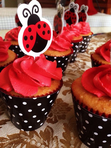 Cupcakes Ladybug, Ladybug Cupcakes, Cup Cakes, Lady Bug, Easy Drawings, Muffins, Cake, Drawings