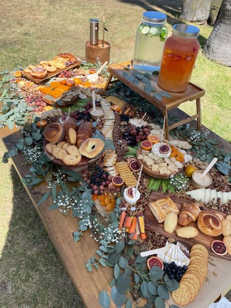 Big Grazing Board, Charcuterie Board Bridal Party, Dessert And Charcuterie Table, Bridal Shower Platters, Table Grazing Board, Grazing Table Bridal Party, Bridal Shower Ideas Charcuterie, Eucalyptus Grazing Table, Charcuterie Board Party Table