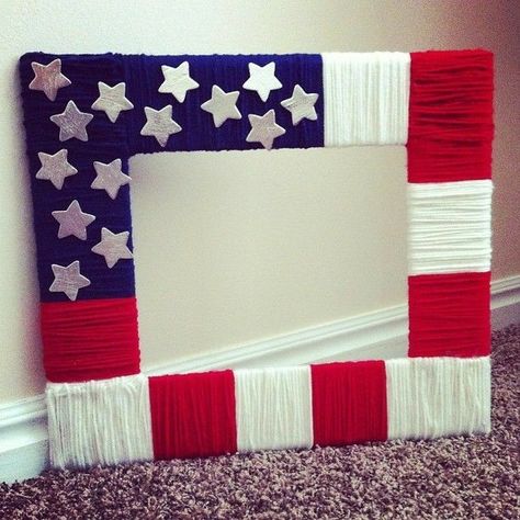 Picture Frame Projects, American Flag Crafts, Frame Interior, Flag Crafts, Picture Frame Crafts, Framed Flag, Diy Picture Frames, Patriotic Crafts, Diy Picture