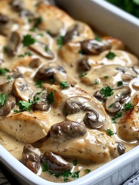 Baked Chicken Stroganoff, Creamy Baked Chicken Breast, Chicken And Dressing Casserole, Recipe Casserole, Pork Chops And Potatoes, Brown Chicken, Chicken Stroganoff, Chicken Taco Recipes, Chipotle Chicken