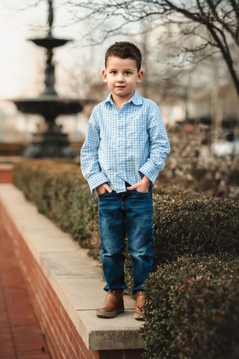 Kids Photoshoot Poses, Suit Pose, Toddler Boy Photography, Boy Birthday Pictures, Children Poses, Hands In Pockets, Boy Photo Shoot, Sibling Poses, Twins Birthday