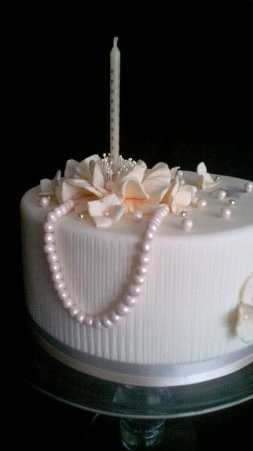 70th birthday cake with pearls Birthday Cake With Pearls, Pearl Birthday Cake, Cake With Pearls, Birthday Cake For Women, Cake For Women, 75 Birthday Cake, 70 Birthday, 70th Birthday Cake, Birthday Cakes For Women