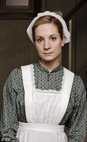 Joanne Froggatt as Anna Bates, Mary's lady's maid, in Downton Abbey. Edwardian Romance, Mary Ann Cotton, Downton Abbey Season 1, Tom Cullen, Downton Abbey Characters, Historical Garments, Joanne Froggatt, Anna Smith, Dowager Countess