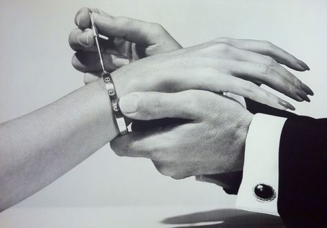 Walburga Black, Bonnie Parker, Monochrome Watches, Foto Tips, Bracelet Love, Love Bracelet, Foto Art, Jairzinho, Sophia Loren