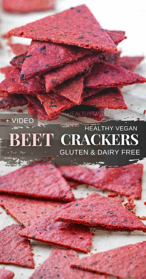 Beet crackers with seeds and veggies. These beetroot and seed crackers make delicious veggie crackers, they are naturally gluten free and vegan. Make beetroot crackers with steamed vegetables in the dough and then roll it out cut and bake! #beetrootcrackers #beetcrackers #veggiecrackers #vegetablecrackers Flax Seed Recipes Snacks, Beet Pulp Recipes, Gluten Free Savory Snacks, Beet Desserts, Beet Crackers, Beet Puree, Veggie Crackers, Resep Vegan, Kids School Lunch