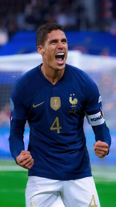 Raphael Varane Wallpaper, Humor Spongebob, France Players, France National Football Team, France Wallpaper, Raphael Varane, Manchester United Team, Manchester United Wallpaper, France Football