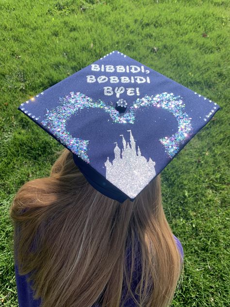 Up Cap Graduation, And She Graduated Happily Ever After, Graduation Hat Designs Disney, Cinderella Cap Graduation, Graduation Caps Ideas High School, Disney Senior Crown Ideas, Blue Cap Designs For Graduation, Disney Cap And Gown, Disney Theme Graduation Cap