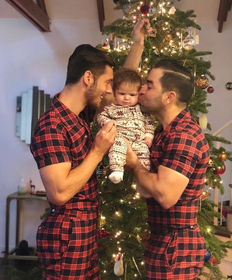 Every gay guy's wish for christmas Gay Christmas, Gay Dads, Couple Pajamas, رعب نفسي, Gay Aesthetic, Men Kissing, Lgbt Love, Chosen Family, Gay Romance