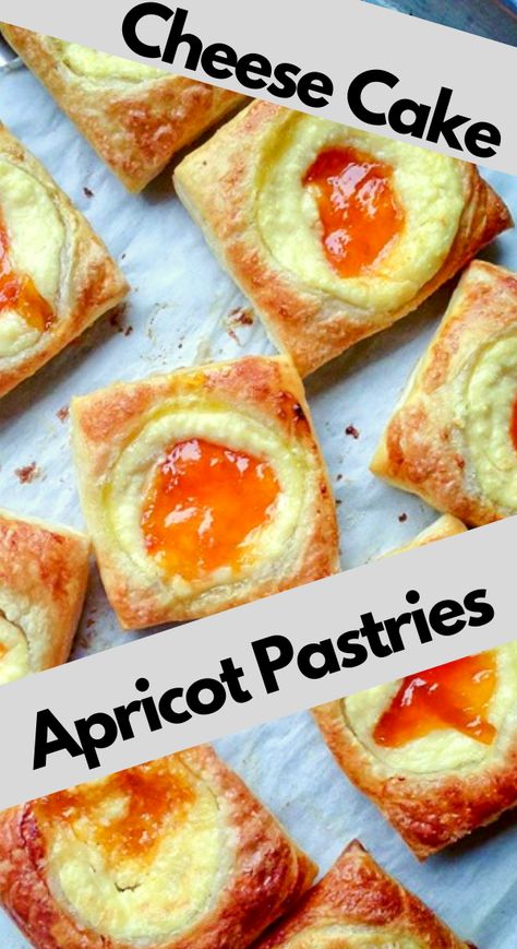 Puff Pastry Apricot Jam, Apricot Pastry Recipe, Apricot Puff Pastry, Apricot Puff Pastry Recipes, Apricot Jam Desserts, Desert Pastries, Cheesecake Puff Pastry, Puff Pastry With Jam, Apricots Recipes