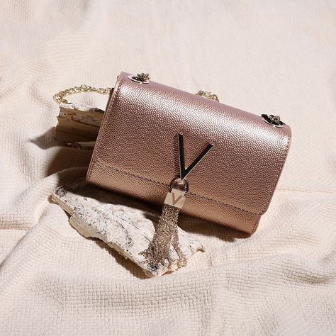 Invest in stand-out tones for your accessory portfolio with the Divina Small Chain Crossbody Bag, presented by Mario Valentino. Mario Valentino Bag, Valentino Bag, Mario Valentino, Chain Crossbody Bag, Valentino Bags, Reusable Tote, Burlap Bag, Burlap, Mario