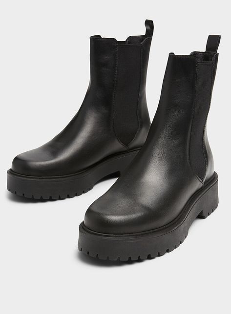 Simons exclusive- These classic Chelsea boots showcase a longer upper and chunky notched soles- Genuine leather upper- Back pull loop for easy on- Padded footbed- Notched rubber outer sole Black Boots Chelsea, Beige Chelsea Boots, Black Chunky Boots, Chunky Chelsea Boots, Black Leather Chelsea Boots, Slippers Online, Golf Wear, Mid Heel Sandals, Chelsea Boots Women