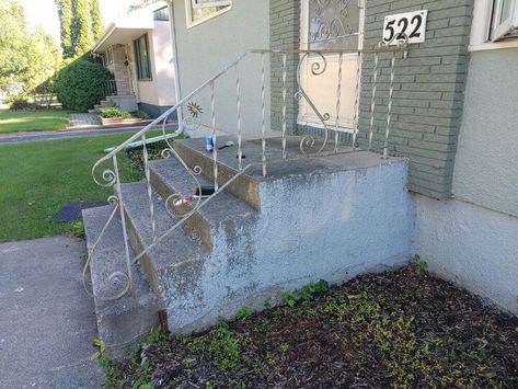 Many homes have the basic concrete front steps, like mine, and they certainly don't add an visual interest to the home. In my opinion. These stairs are not my own, this is a project I did with my sister for her house. But, after the results, I definitely will be doing it to mine!This is the stairs before. Please forgive the pic, didn't realize the quality until it was too late. Here's a side shot to get a better idea. So basically tired and old looking. No curb appeal whatsoever. L… Front Step Makeover Concrete, Concrete Entrance Steps, Fixing Concrete Steps, Old Concrete Steps Makeover, Painted Concrete Steps Front Porches, Diy Front Steps Makeover, Redo Concrete Steps, Ideas For Steps Outside, Concrete Porch Makeover Diy Front Steps