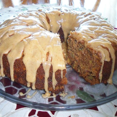 Brown Butter Pear Cake Pear Recipes Easy, Pear Cake Recipes, Pear Dessert Recipes, Tube Cake, Pear Butter, Pear Dessert, Canned Pears, Pear Cake, Butter Icing